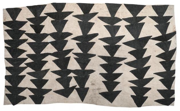 Ömie Artists, Ilma Ugiobari (Ajikum’e)- Hijomiono’o kama voso’e – Spearhooks of our Ancestors, 2025 , #25-012